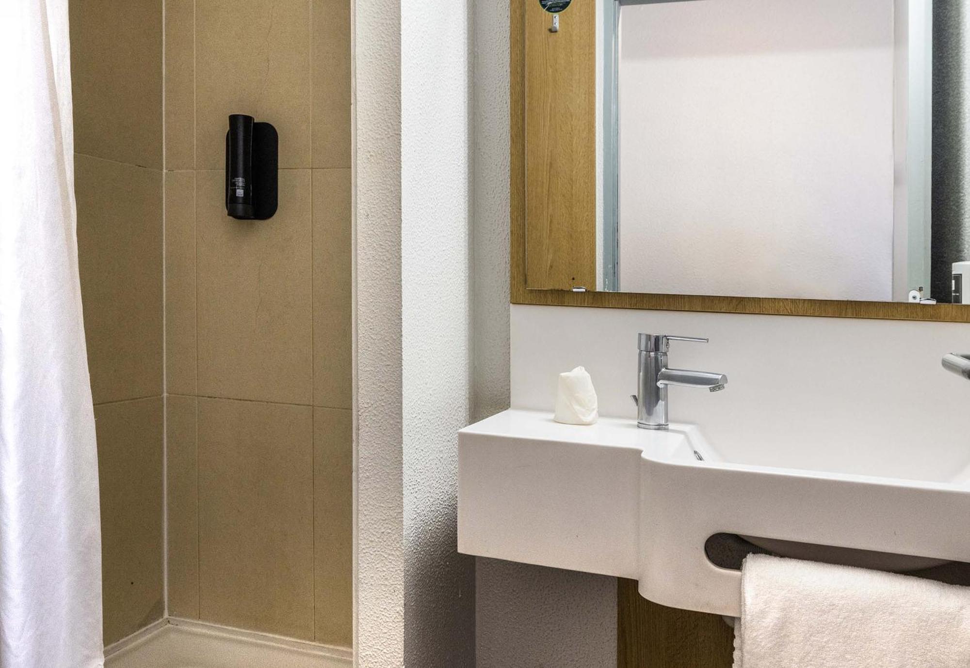 B&B Hotel Perpignan Nord Aeroport Luaran gambar