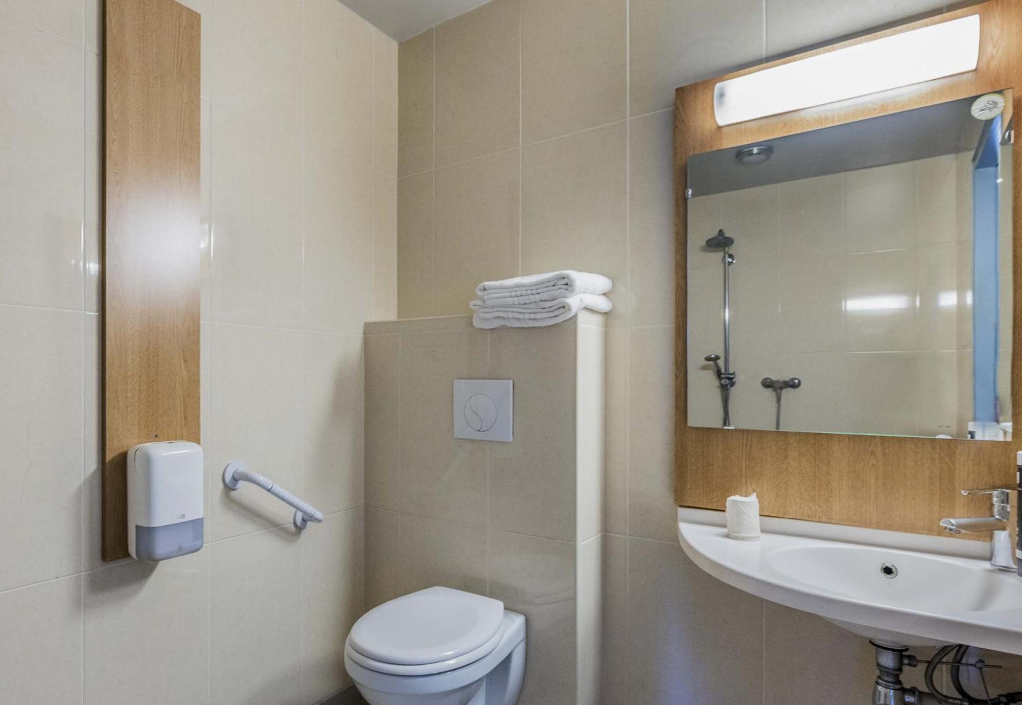 B&B Hotel Perpignan Nord Aeroport Luaran gambar
